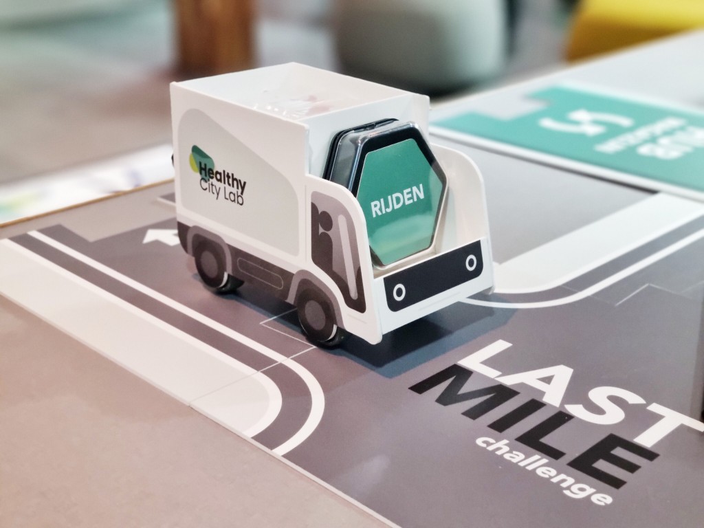 De Last Mile Challenge: Spelenderwijs naar Duurzame Stedelijke Logistiek