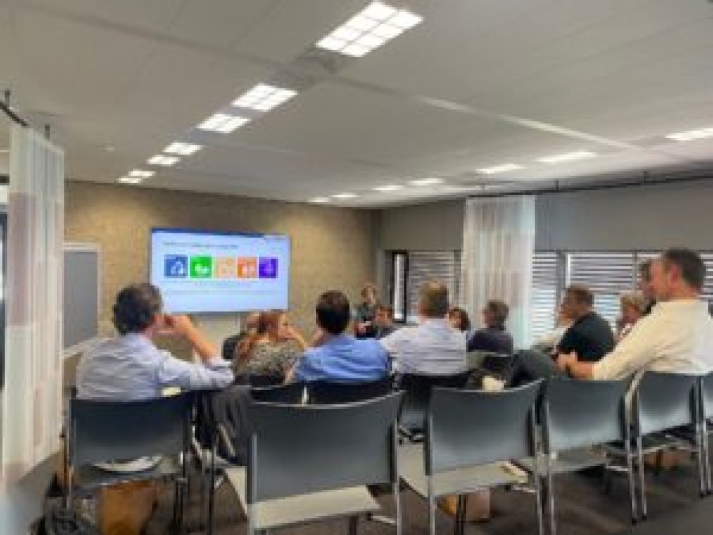 TKI Dinalog, Top Sector Logistics and ROM Netherlands join hands during Region Visits Logistic Innovation