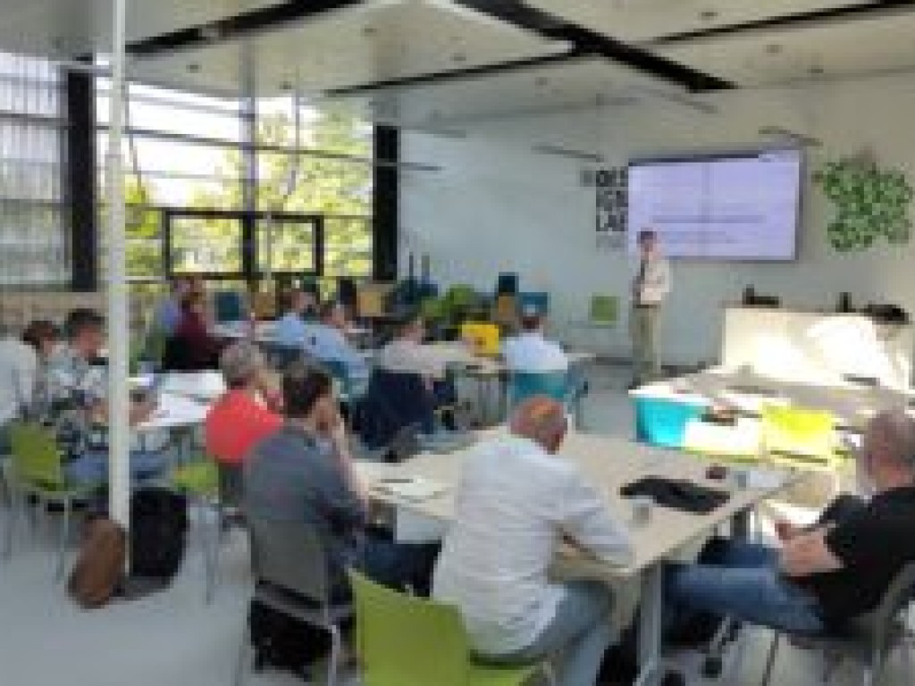 TKI Dinalog, Top Sector Logistics and ROM Netherlands join hands during Region Visits Logistic Innovation