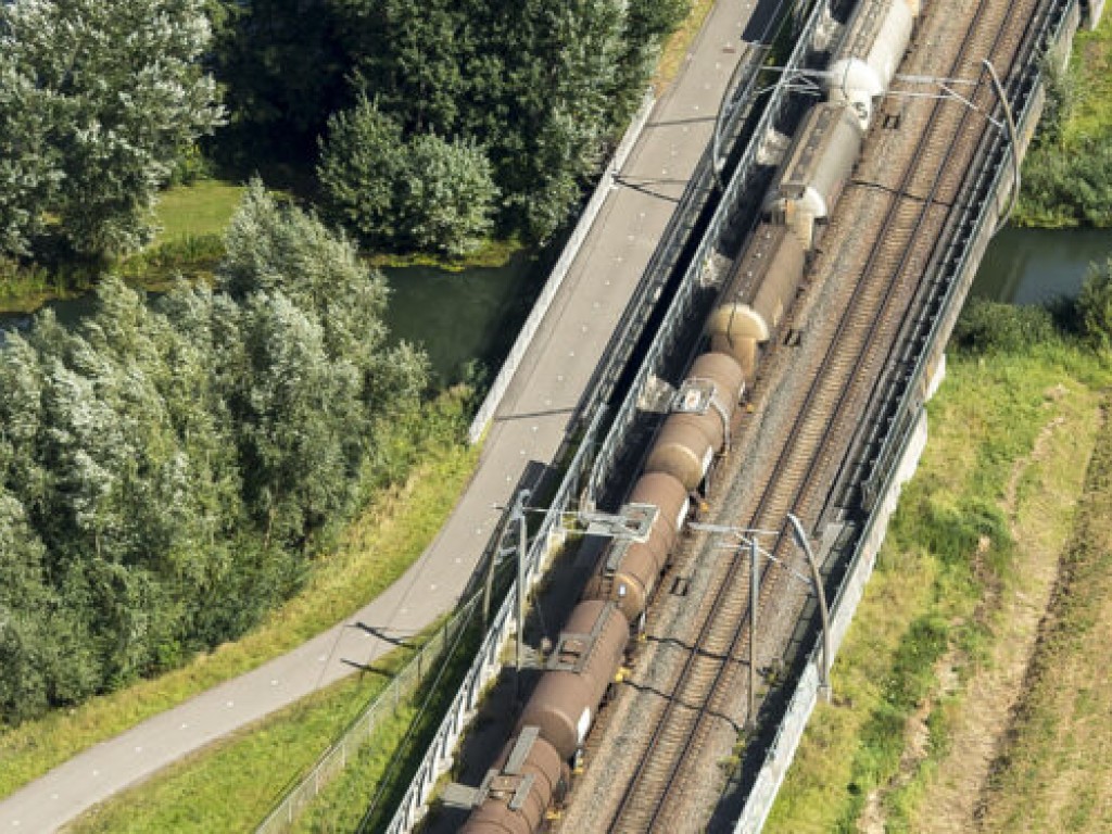 De schakel tussen logistiek, overheid en innovatie, dat is TKI Dinalog