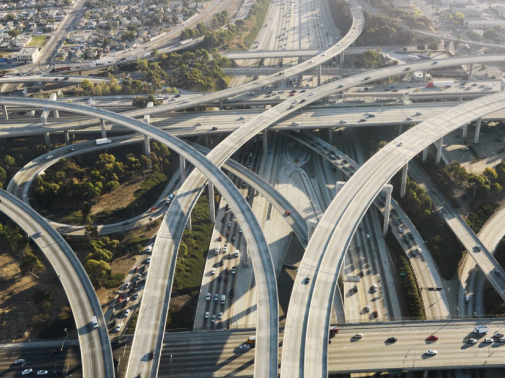 GOMOVICI (Governance and Modeling for Integrated and Comprehensive Infrastructure Renewal)