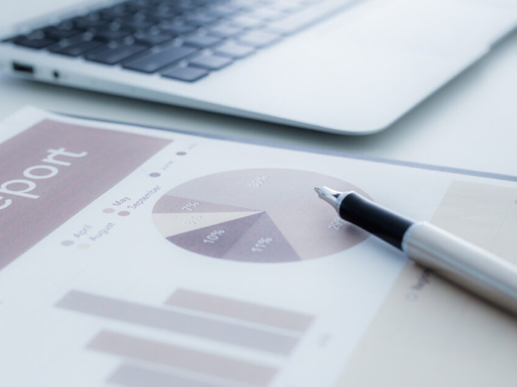 Real-time data-driven maintenance logistics