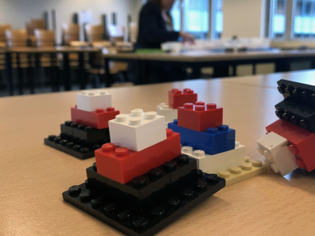 Serious logistics gaming for supply chain execution in Warehousing